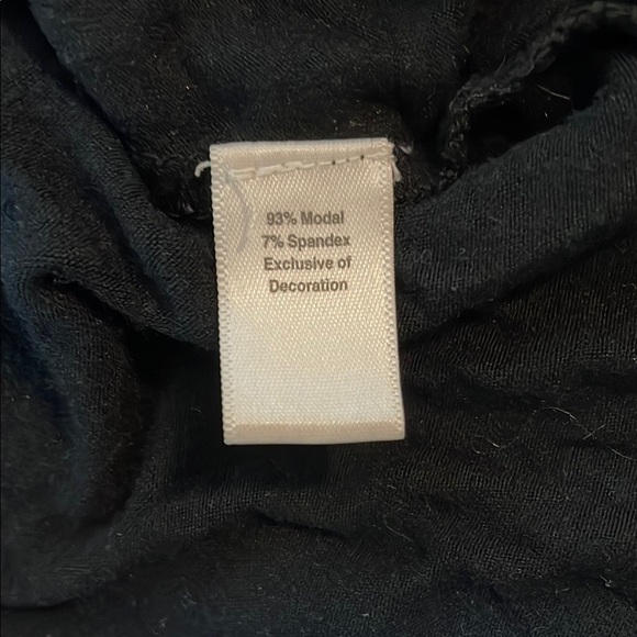 DKNY Black Sleeveless Loose Fitting Mesh Detail Camisole - Picture 6 of 7